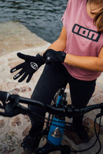 Cargar imagen en el visor de la galería, ION Gloves Seek AMP 2021