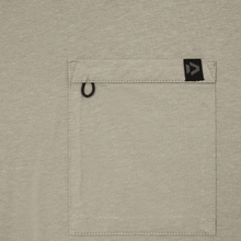 Lade das Bild in den Galerie-Viewer, Duotone Apparel Tee SS woven men 2025