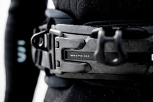 Carica l'immagine nel visualizzatore di Gallery, action_shot