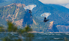 Carica l'immagine nel visualizzatore di Gallery, action_shot