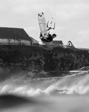 Lade das Bild in den Galerie-Viewer, action_shot