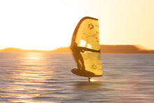 Carica l'immagine nel visualizzatore di Gallery, action_shot