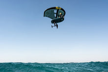 Carica l'immagine nel visualizzatore di Gallery, action_shot