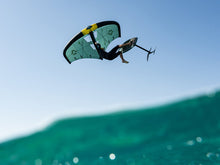Carica l'immagine nel visualizzatore di Gallery, action_shot