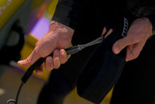 Lade das Bild in den Galerie-Viewer, action_shot