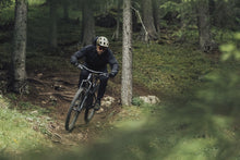 Lade das Bild in den Galerie-Viewer, MTB Anorak Shelter 2.5L Unisex