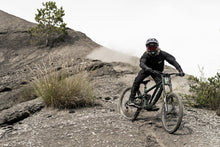 Charger l'image dans la galerie, Outerwear Maillot à manches longues de VTT Shelter BAT