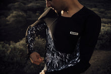 Cargar imagen en el visor de la galería, ION MTB Protection Tee Longsleeve Scrub Amp 2022