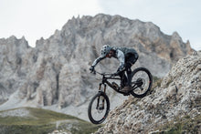 Lade das Bild in den Galerie-Viewer, MTB Knieschoner K-Lite Zip