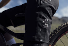 Lade das Bild in den Galerie-Viewer, Damen MTB Shorts Traze