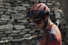 Lade das Bild in den Galerie-Viewer, MTB Helmet Traze Amp MIPS