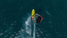 Carica l'immagine nel visualizzatore di Gallery, action_shot