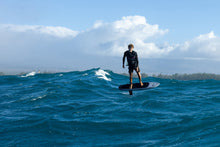 Lade das Bild in den Galerie-Viewer, action_shot