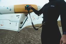 Lade das Bild in den Galerie-Viewer, action_shot