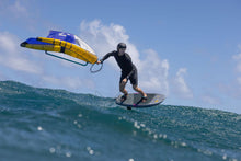 Lade das Bild in den Galerie-Viewer, action_shot