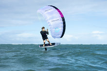 Lade das Bild in den Galerie-Viewer, action_shot
