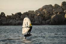 Lade das Bild in den Galerie-Viewer, action_shot