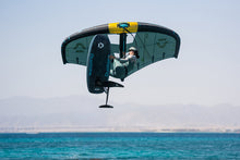 Carica l'immagine nel visualizzatore di Gallery, action_shot