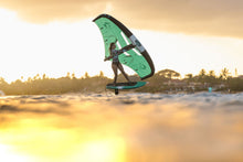 Lade das Bild in den Galerie-Viewer, action_shot