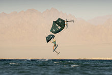 Carica l'immagine nel visualizzatore di Gallery, action_shot