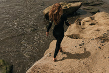 Lade das Bild in den Galerie-Viewer, action_shot