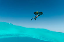 Carica l'immagine nel visualizzatore di Gallery, action_shot