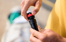 Charger l'image dans la galerie, action_shot