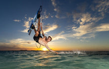 Lade das Bild in den Galerie-Viewer, action_shot