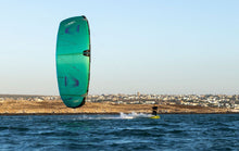 Carica l'immagine nel visualizzatore di Gallery, action_shot