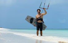 Lade das Bild in den Galerie-Viewer, action_shot