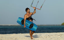 Carica l'immagine nel visualizzatore di Gallery, action_shot