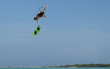 Carica l'immagine nel visualizzatore di Gallery, action_shot