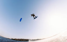 Lade das Bild in den Galerie-Viewer, action_shot