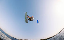 Carica l'immagine nel visualizzatore di Gallery, action_shot