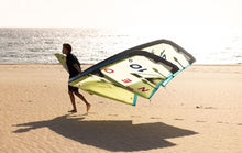 Lade das Bild in den Galerie-Viewer, action_shot