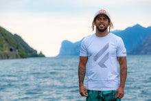 Lade das Bild in den Galerie-Viewer, Fanatic Tee SS F Logo Men 2022