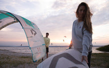 Load image into Gallery viewer, Duotone Sweater Team women 2023
