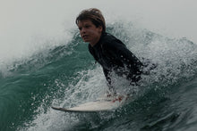 Lade das Bild in den Galerie-Viewer, action_shot