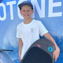 Lade das Bild in den Galerie-Viewer, ION Tee Waves x DESTINATION youth 2025