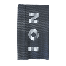 Lade das Bild in den Galerie-Viewer, Neckwarmer Logo
