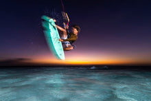 Carica l'immagine nel visualizzatore di Gallery, action_shot