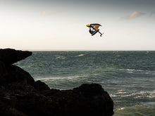Carica l'immagine nel visualizzatore di Gallery, action_shot