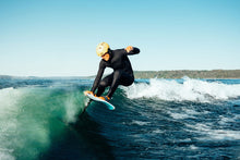 Lade das Bild in den Galerie-Viewer, action_shot