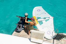 Carica l'immagine nel visualizzatore di Gallery, action_shot
