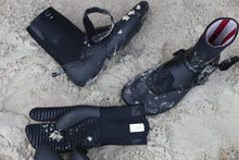 Load image into Gallery viewer, ION Neoprene Boots Ballistic 6/5 Internal Split 2022
