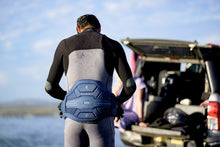 Cargar imagen en el visor de la galería, ION Rival Windsurf Harness Men 2024