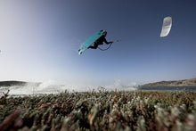 Carica l'immagine nel visualizzatore di Gallery, action_shot