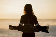 Carica l'immagine nel visualizzatore di Gallery, action_shot