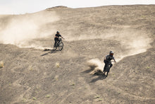 Lade das Bild in den Galerie-Viewer, MTB Latzhose Seek Amp Unisex