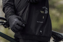 Load image into Gallery viewer, ION MTB Outerwear Shelter BAT Longsleeve 2023

